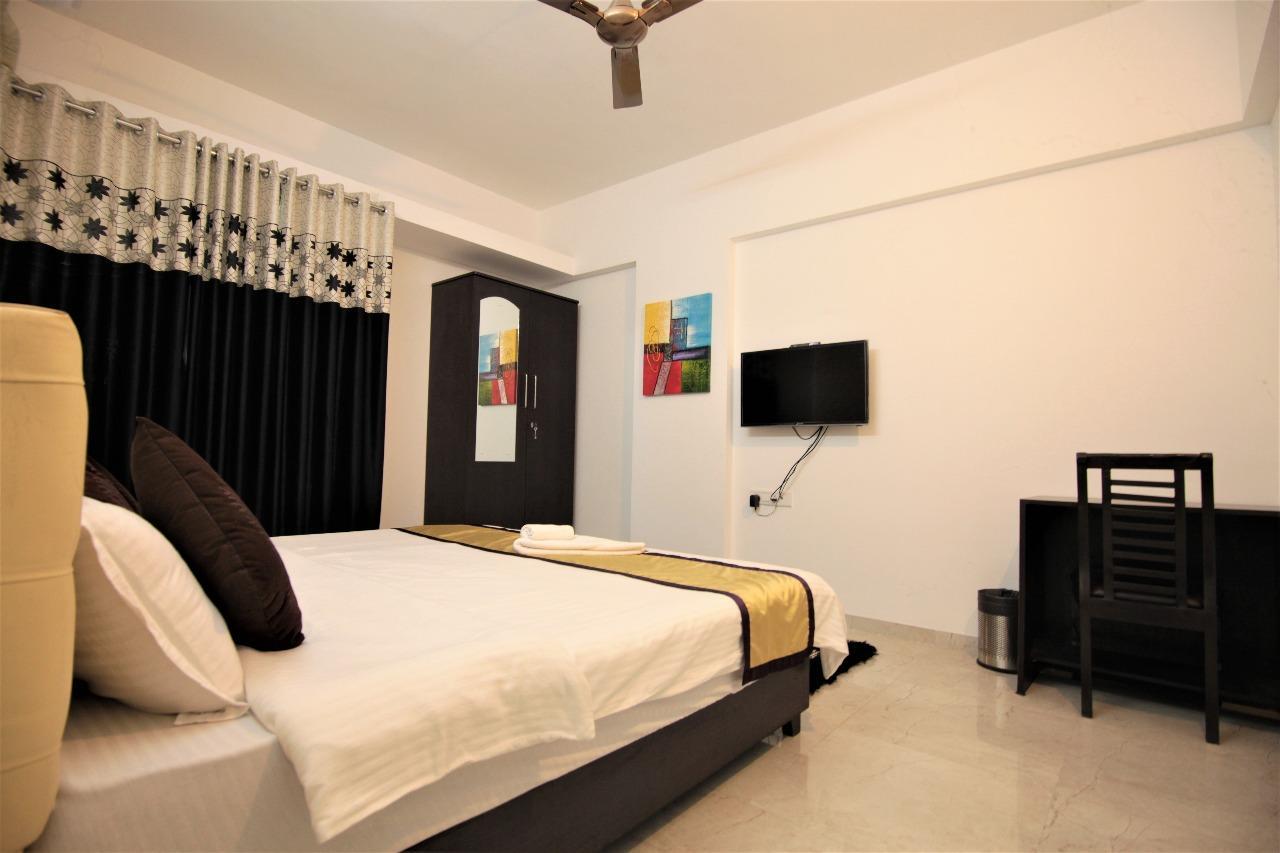 Veridical Hospitality, Baner - Pune Bed and Breakfast Eksteriør billede