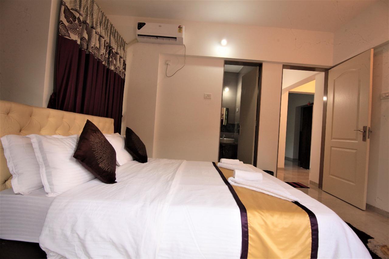Veridical Hospitality, Baner - Pune Bed and Breakfast Eksteriør billede