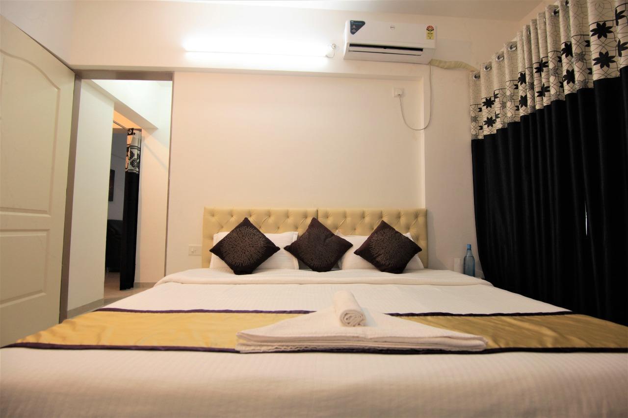 Veridical Hospitality, Baner - Pune Bed and Breakfast Eksteriør billede